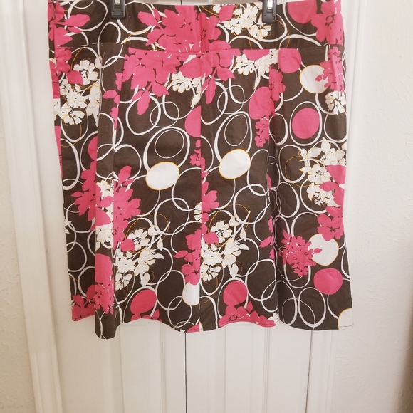Lane Bryant Floral Skirt - Picture 2 of 6